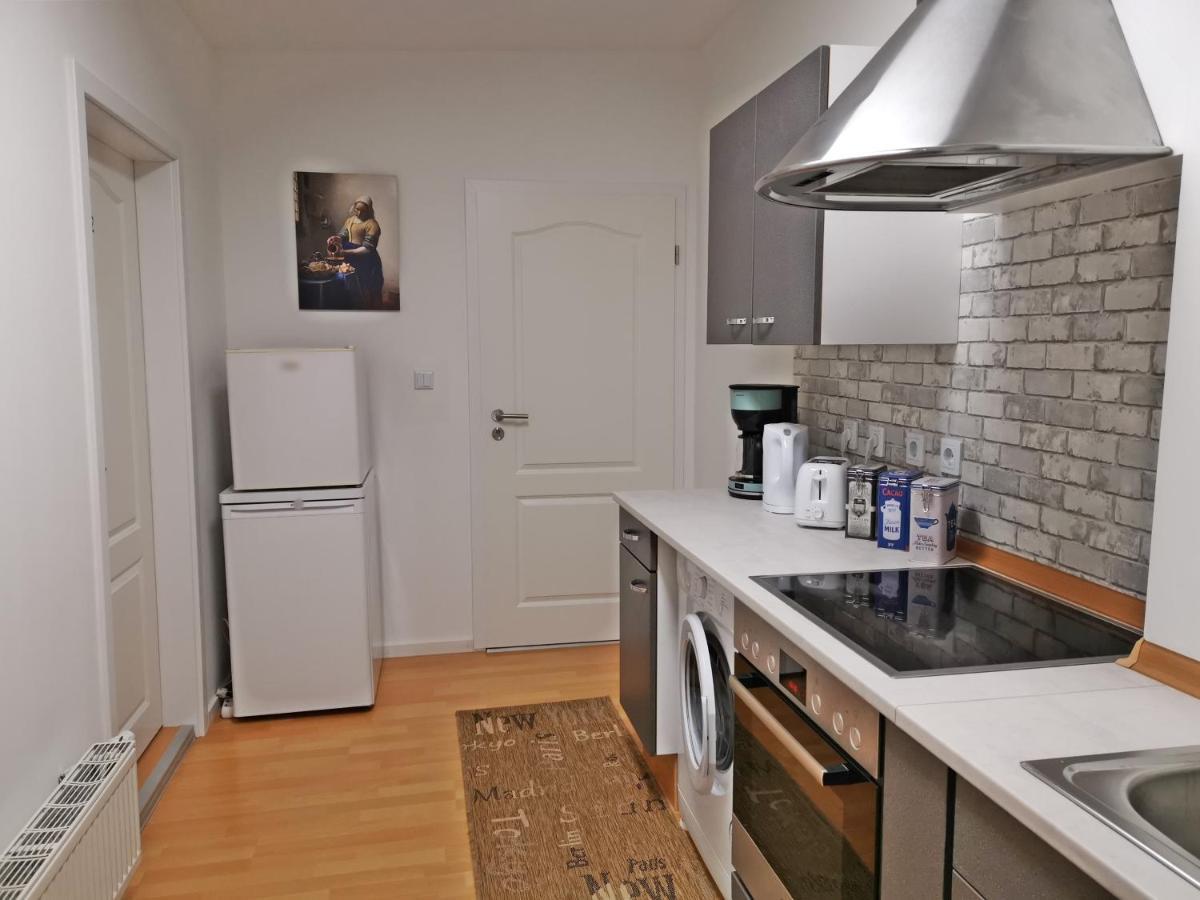Musashi Apartment 2 Ваймар Екстериор снимка